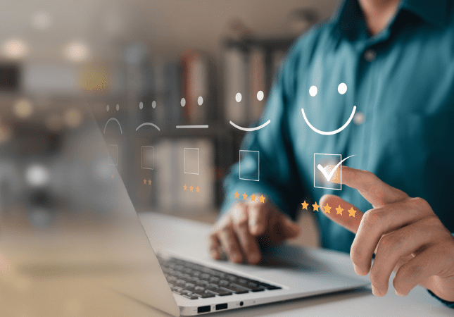 Person highly rating Planet Depos' best-in-class court reporting services on laptop